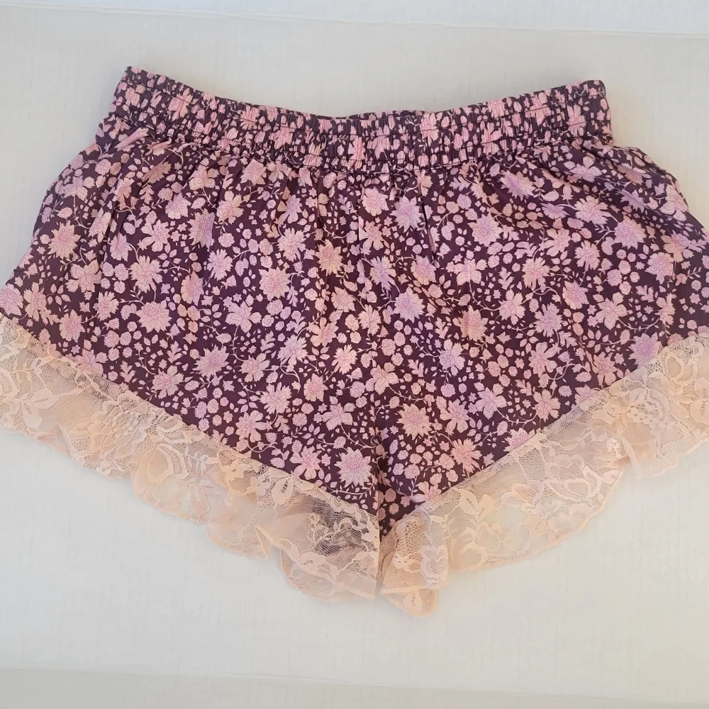 Anthropologie Pink Floral Lace Sleep Shorts - Picture 4 of 4